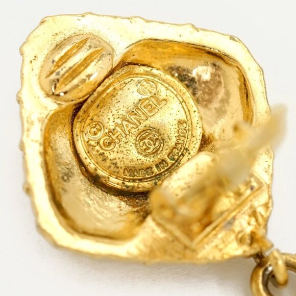 CHANEL Logos Quilted Drop Dangle Earrings Gold Tone Auth w/Box #22400 - Picture 5 of 6